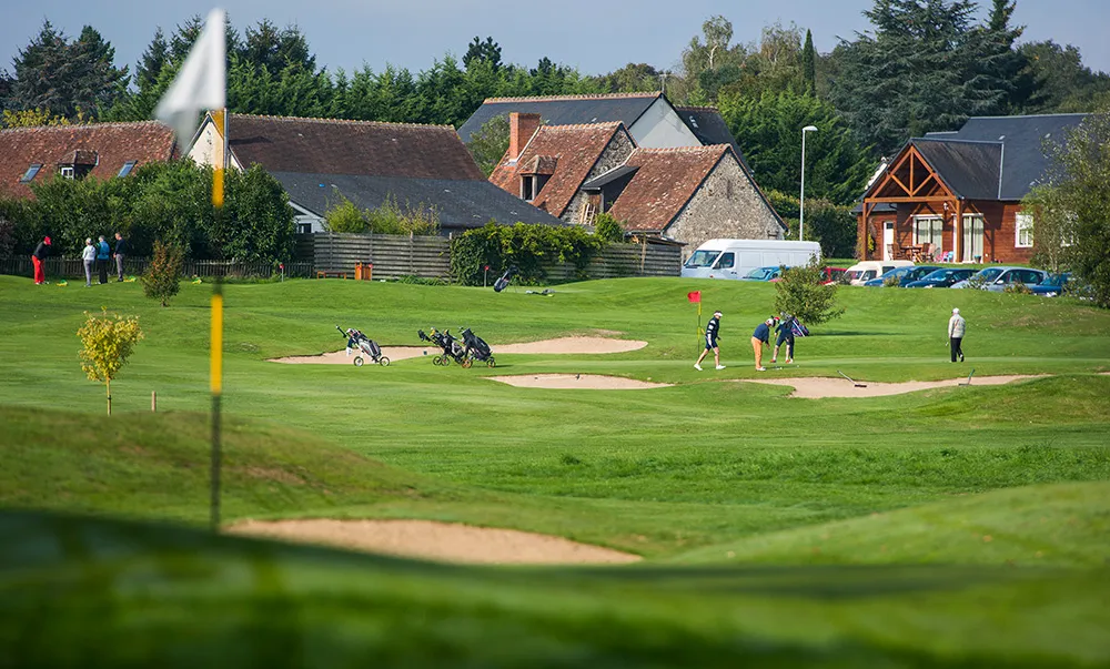 The Loches-Verneuil golf course